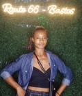 Dating Woman Cameroon to Centre : Carine, 27 years